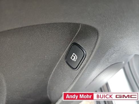 Used 2017 Chevrolet Volt LT image 32