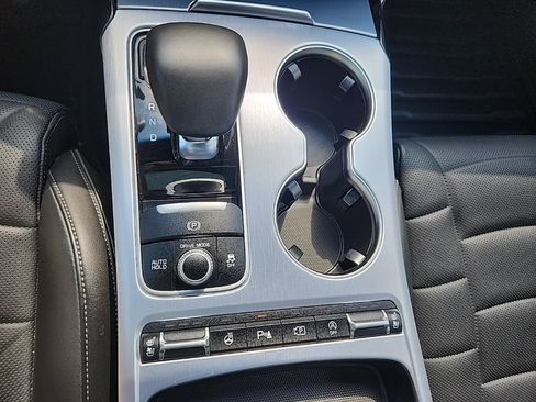 Used 2023 Kia Stinger GT2 image 29