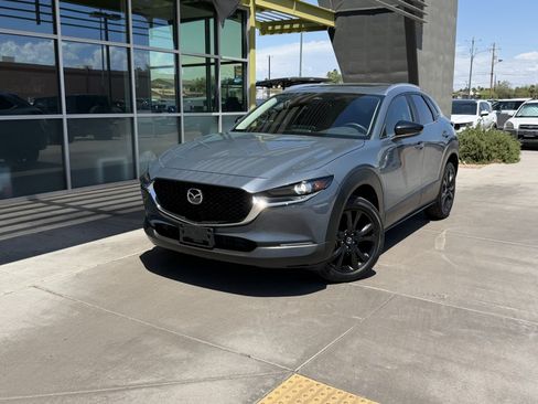 Used 2024 MAZDA CX-30 AWD 2.5 S w/ Preferred Package image 2