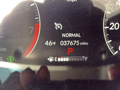 Certified 2024 Honda HR-V LX image 16