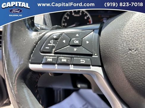 Used 2022 Nissan Altima 2.5 SR FWD image 22
