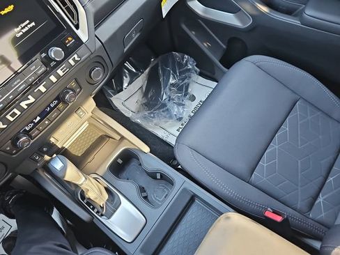 New 2026 Nissan Frontier SV w/ SV Convenience Package RWD image 24