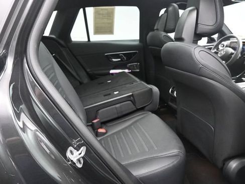 Used 2025 Mercedes-Benz GLC 300 w/ AMG Line image 28