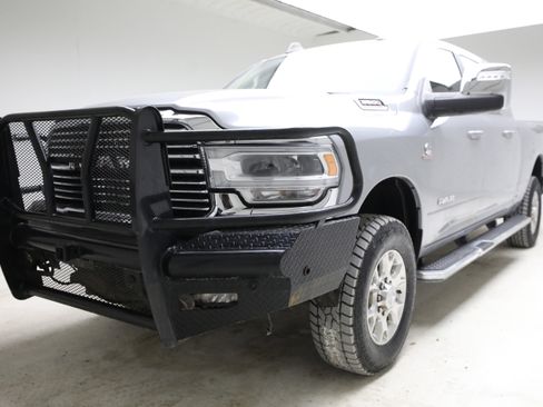 Used 2024 RAM 3500 Laramie AWD/4WD image 1