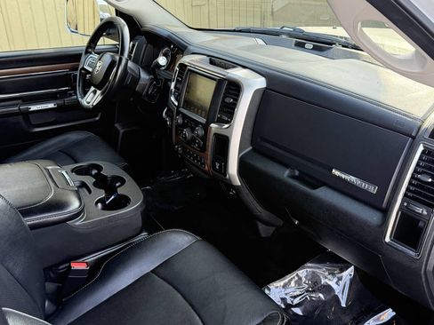 Used 2016 RAM 3500 Laramie w/ Convenience Group image 27