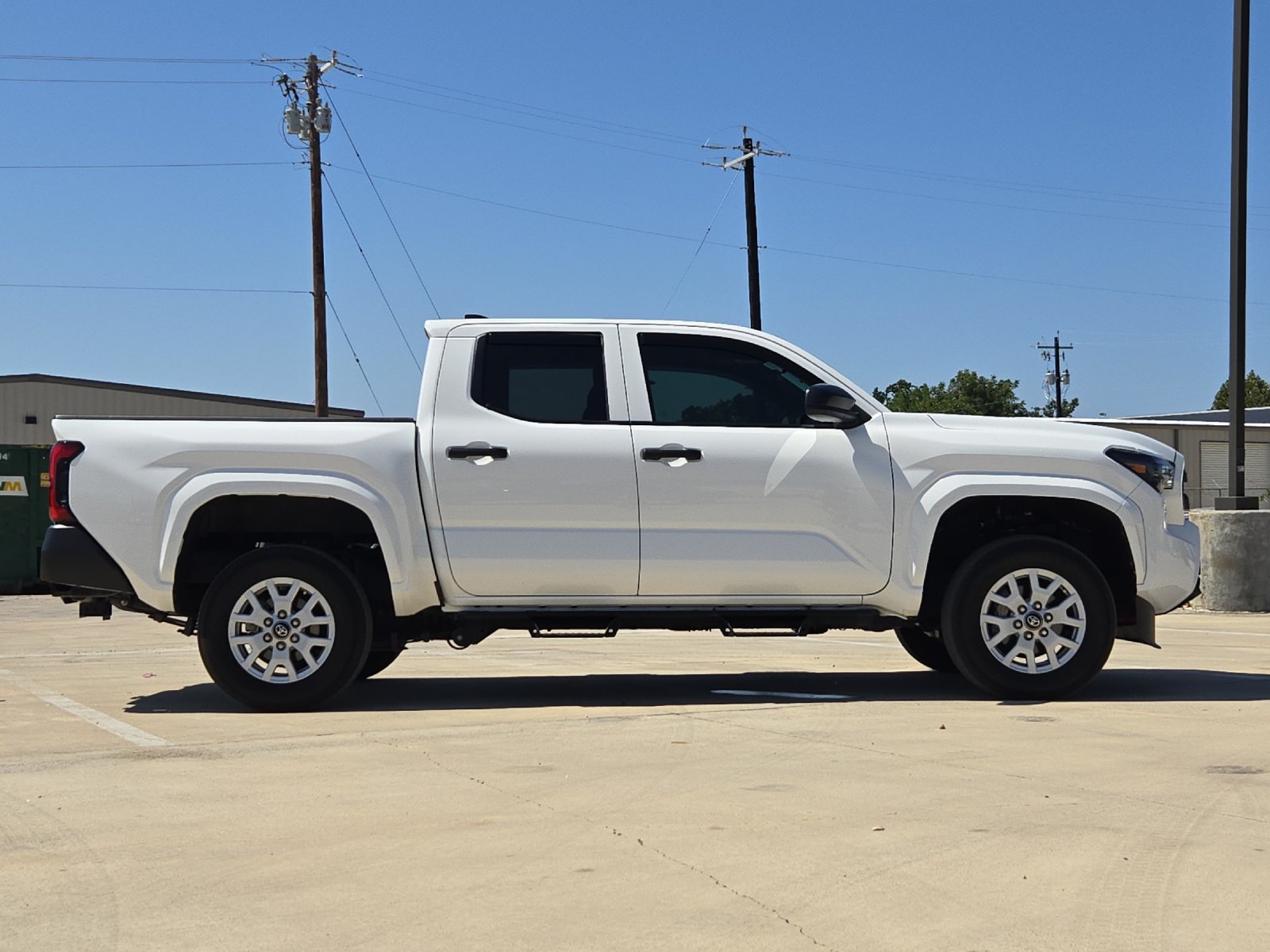 Certified 2025 Toyota Tacoma SR AWD/4WD image 6