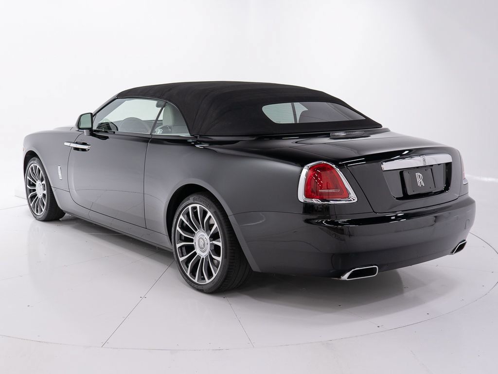 Certified 2018 Rolls-Royce Dawn RWD image 12