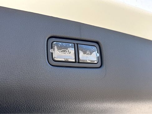 New 2026 Genesis GV70 2.5T Select image 25