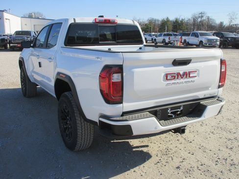 New 2026 GMC Canyon Elevation w/ Convenience Package image 7