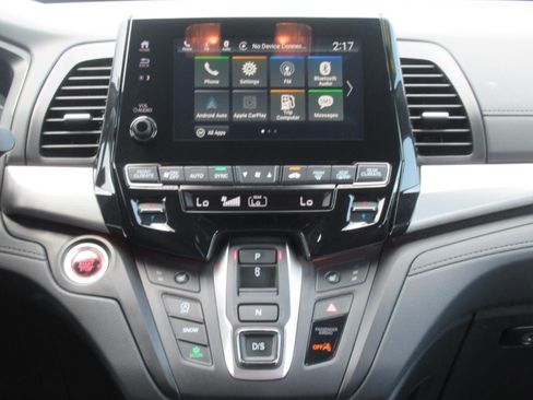 Used 2024 Honda Odyssey Sport image 15
