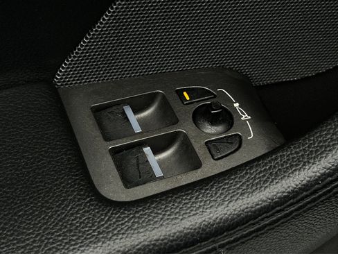 Used 2015 Jaguar F-TYPE S image 36