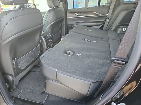 New 2025 Jeep Grand Cherokee Limited w/ Luxury Tech Group II image 98