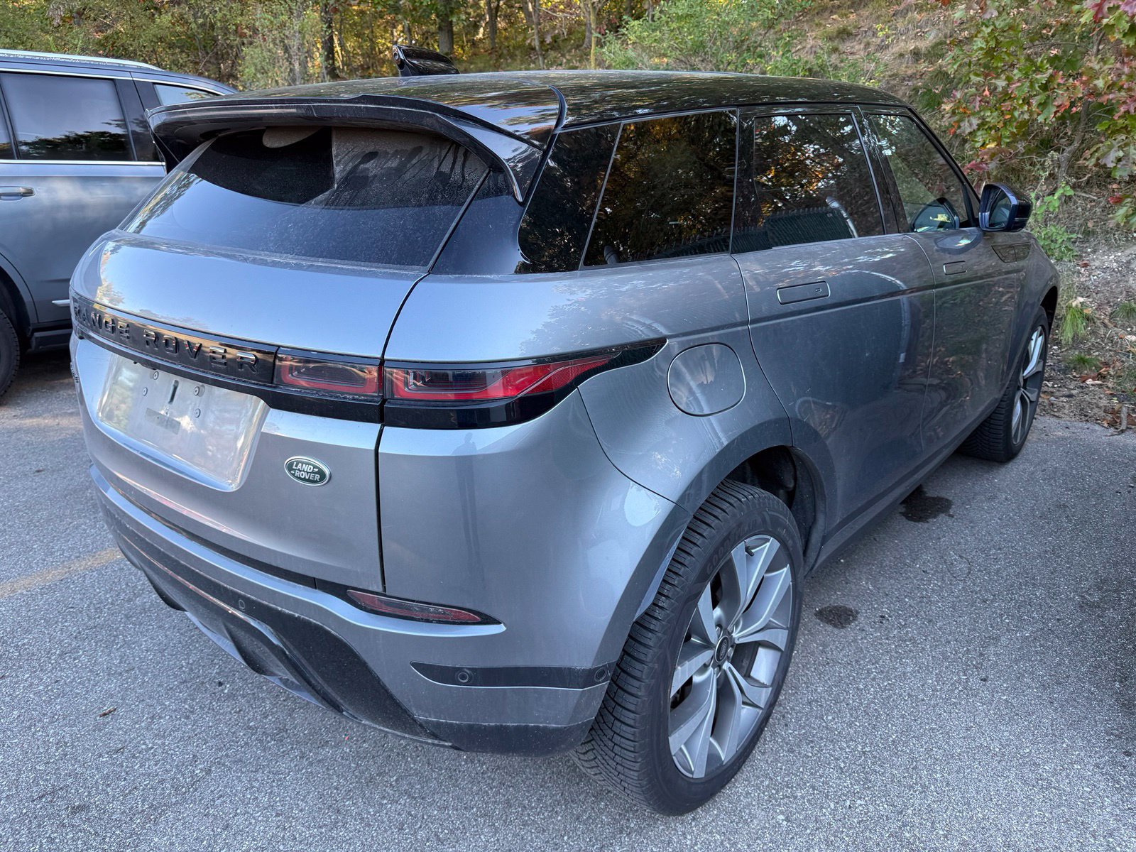 Used 2021 Land Rover Range Rover Evoque SE AWD/4WD image 2