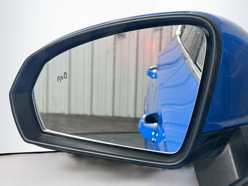 Used 2023 Volkswagen Taos SE image 16