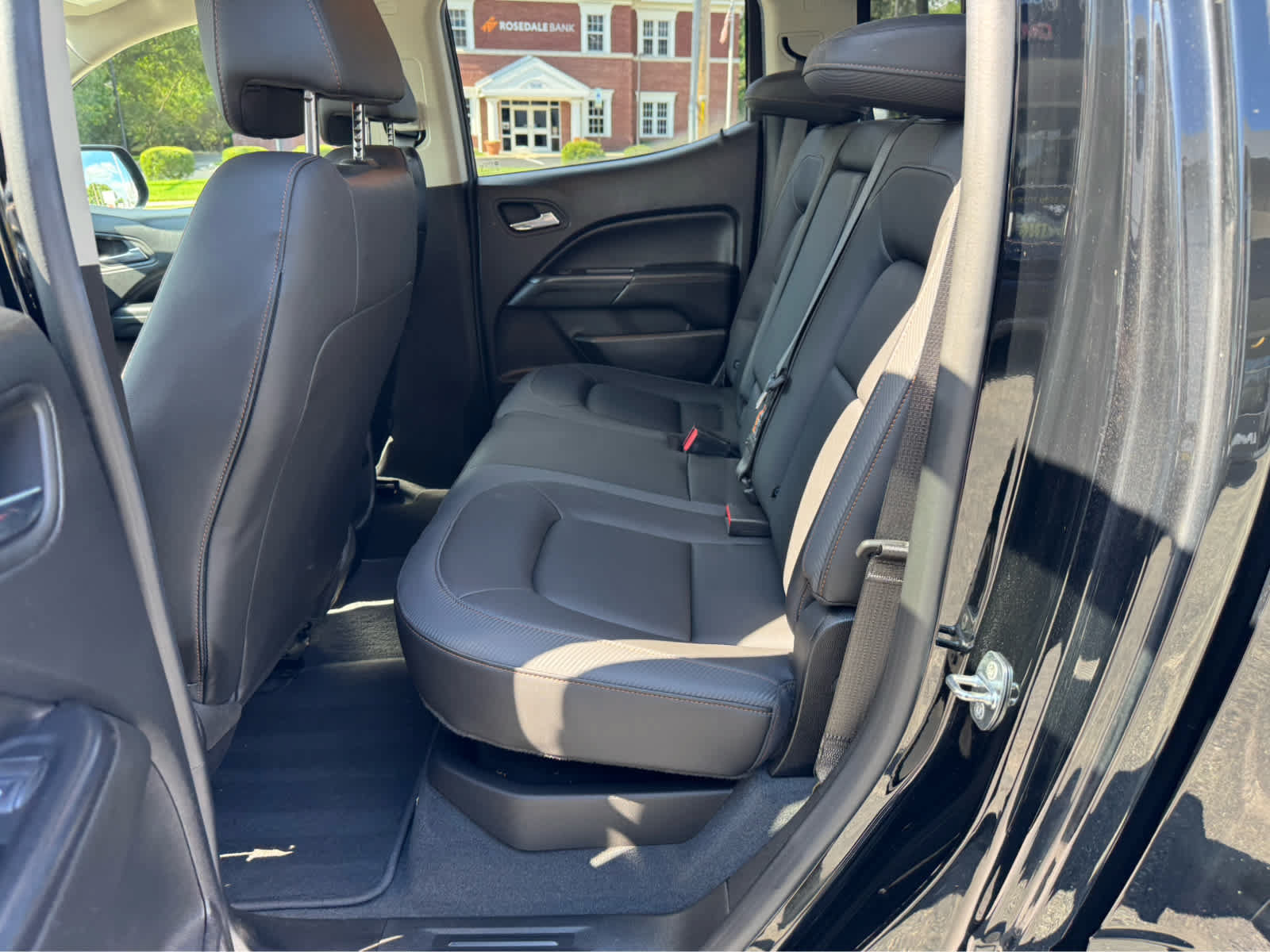 Used 2021 GMC Canyon AT4 w/ Driver Alert Package AWD/4WD image 22