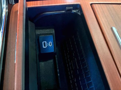 Used 2024 Lincoln Navigator Reserve image 67