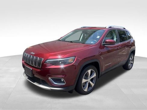 Used 2019 Jeep Cherokee Limited FWD image 2