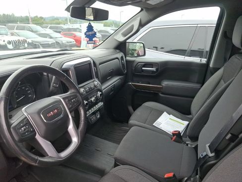 Used 2022 GMC Sierra 1500 Elevation w/ LPO, Elevation Black Package AWD/4WD image 11