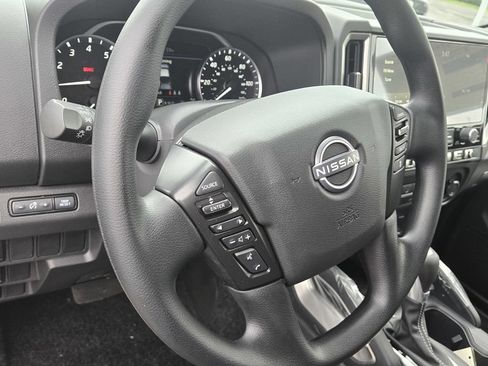 New 2026 Nissan Frontier SV w/ Tow Package AWD/4WD image 12