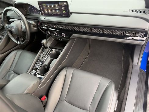 Used 2024 Honda Accord Sport image 19