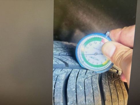 Used 2023 Ford Explorer XLT w/ Equipment Group 202A image 18