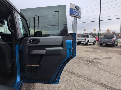 Certified 2023 Ford Bronco Badlands w/ Sasquatch Package AWD/4WD image 15