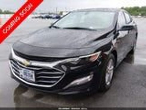 Used 2019 Chevrolet Malibu LS FWD image 2