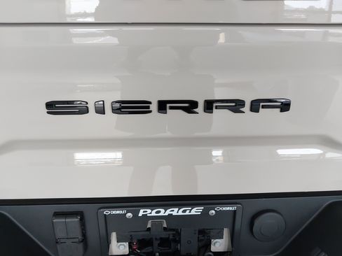 Used 2026 GMC Sierra 2500 AT4 w/ AT4 Premium Plus Package AWD/4WD image 32