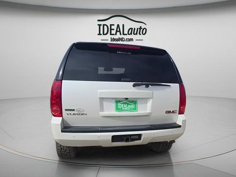 Used 2012 GMC Yukon SLT w/ SLT-2 Equipment Package image 4