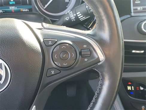 Used 2020 Buick Envision Essence image 13