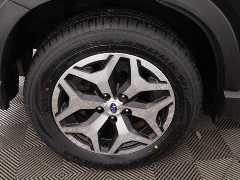 Used 2021 Subaru Forester Premium image 43