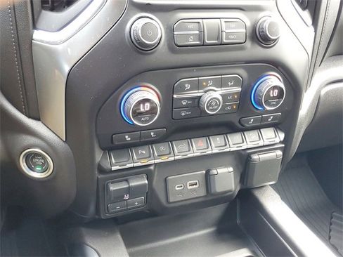 Certified 2021 Chevrolet Silverado 1500 LT Trail Boss w/ Convenience Package II image 26