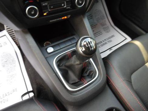 Used 2012 Volkswagen Jetta GLI Autobahn image 15