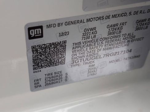 Certified 2024 GMC Sierra 1500 Denali w/ Technology Package AWD/4WD image 36