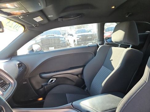 Used 2023 Dodge Challenger R/T w/ Blacktop Package image 24