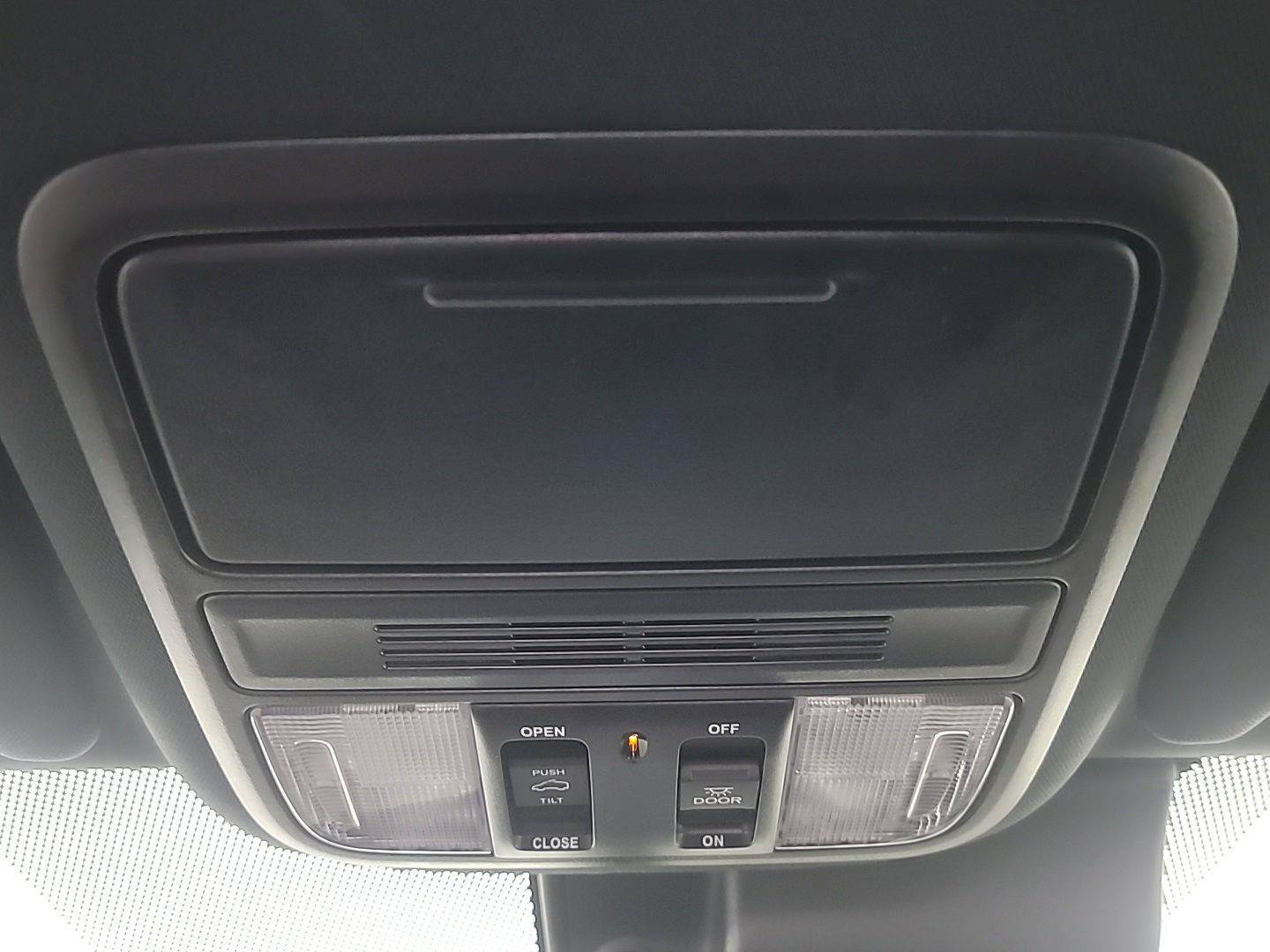 Certified 2025 Honda Passport TrailSport image 33
