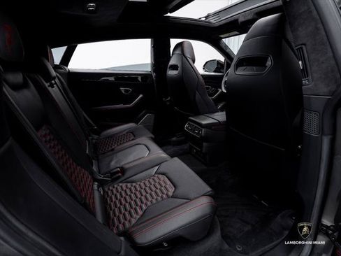 Used 2023 Lamborghini Urus S AWD/4WD image 47