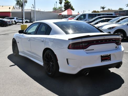 Used 2020 Dodge Charger Scat Pack w/ Dynamics Package RWD image 6