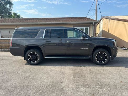 Used 2015 GMC Yukon XL SLE w/ Convenience Package AWD/4WD image 4