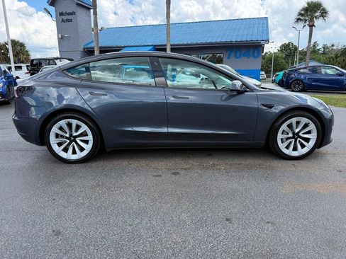 Used 2023 Tesla Model 3 Standard Range RWD image 4