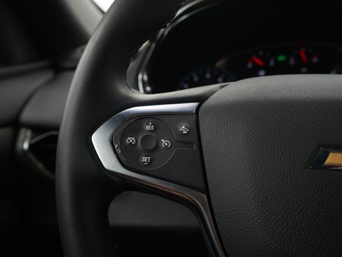 Used 2023 Chevrolet Traverse LT FWD image 25