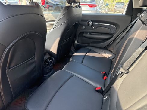 Used 2018 MINI Cooper Clubman S image 10