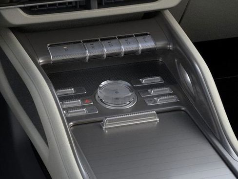 New 2026 Lincoln Nautilus Premier AWD/4WD image 15