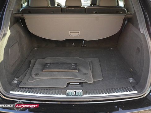 Used 2014 Porsche Cayenne Turbo image 27