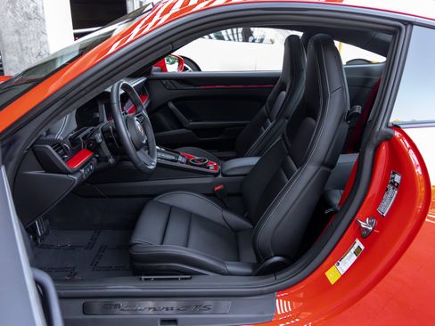 Certified 2026 Porsche 911 Carrera GTS RWD image 25