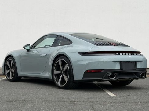 Used 2025 Porsche 911 Carrera RWD image 6