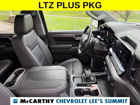 Used 2023 Chevrolet Silverado 1500 LTZ AWD/4WD image 38