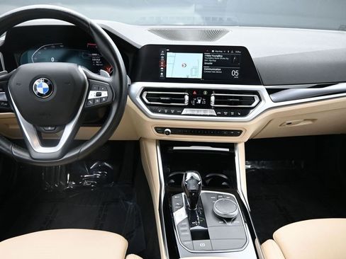 Used 2019 BMW 330i xDrive Sedan w/ Convenience Package AWD/4WD image 12