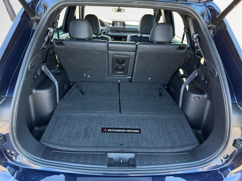 Used 2022 Mitsubishi Outlander SEL Black Edition image 25