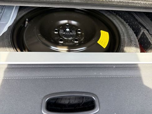 Certified 2022 Hyundai Tucson Limited w/ Winter Package image 33